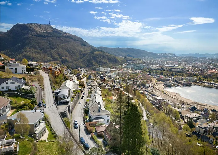 Amazing View - 5 Bedrooms - New House - Modern And Exclusive